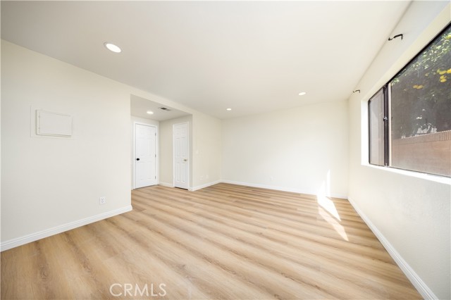 MLS #WS25246367 image #3