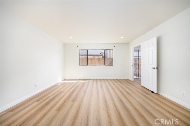 MLS #WS25246367 image #5