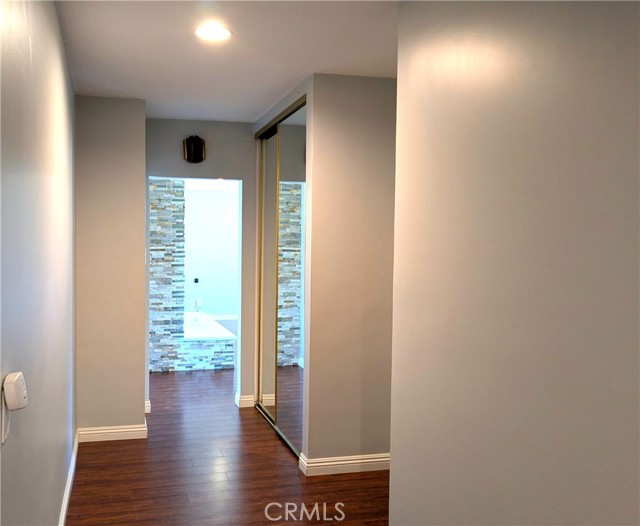 MLS #WS25246459 image #17