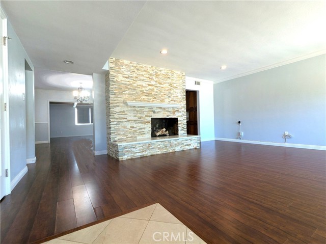 MLS #WS25246459 image #4