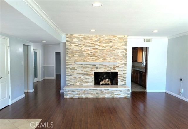 MLS #WS25246459 image #5