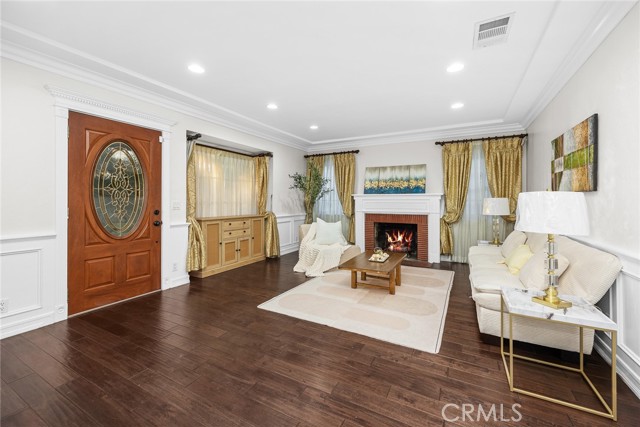 MLS #WS25246545 image #3