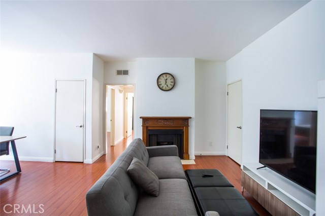 MLS #WS25246549 image #10