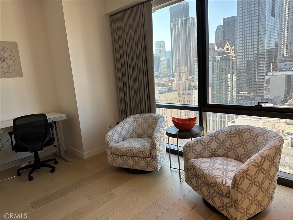 MLS #WS25246894 image #6