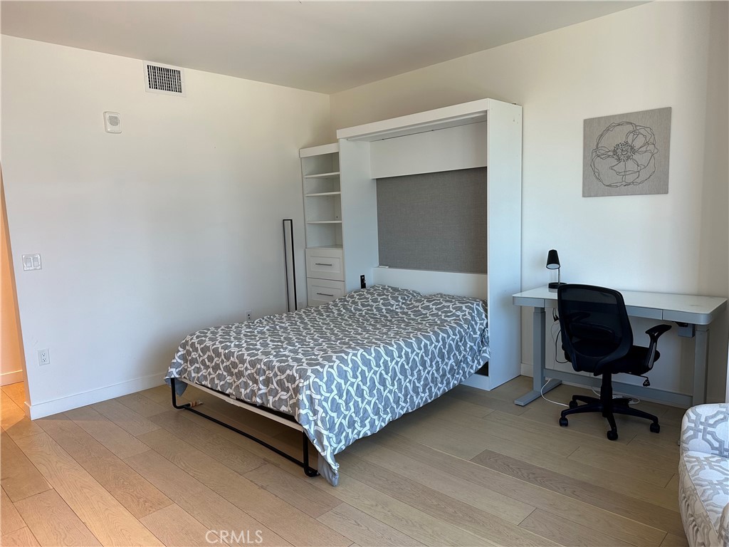 MLS #WS25246894 image #7