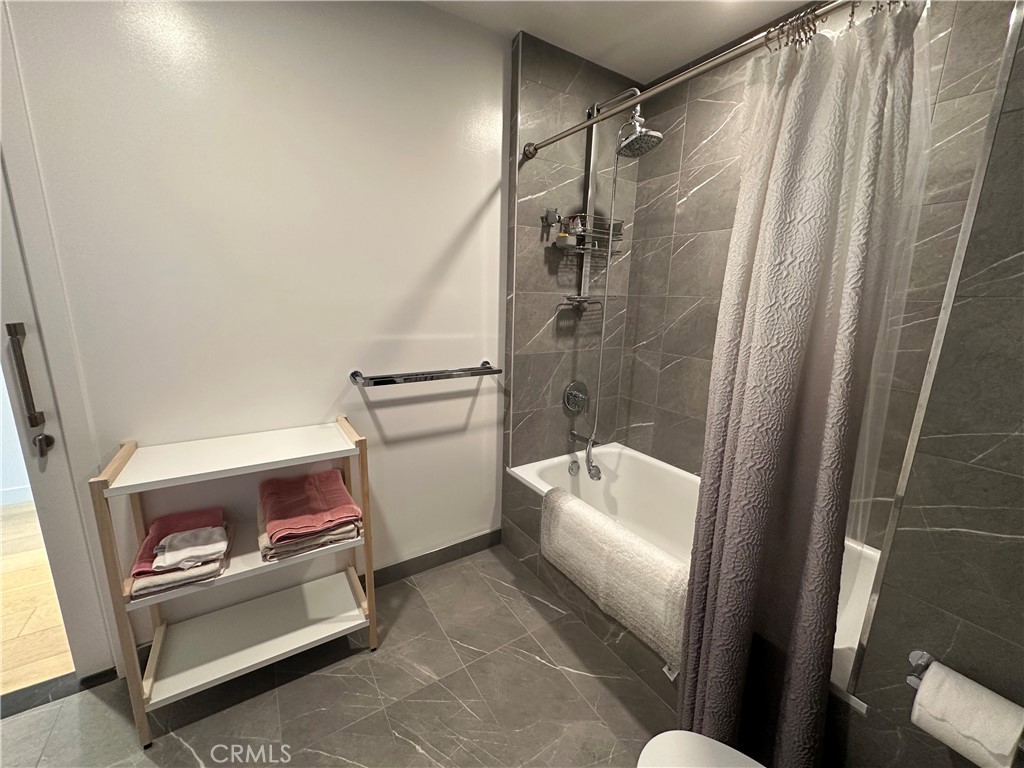 MLS #WS25246894 image #9