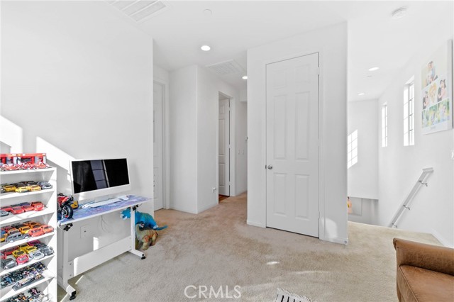 MLS #WS25247171 image #14