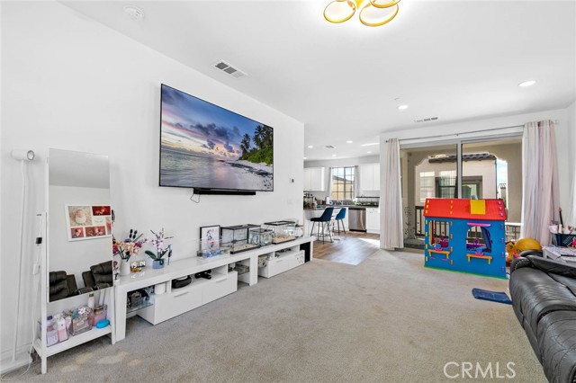 MLS #WS25247171 image #3