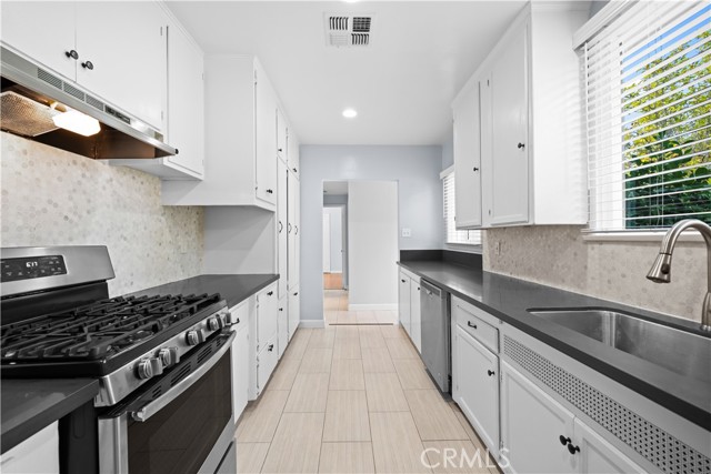 MLS #WS25247362 image #3