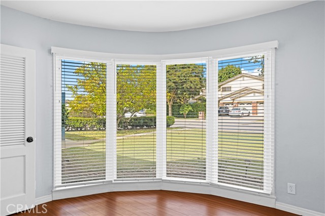 MLS #WS25247362 image #4