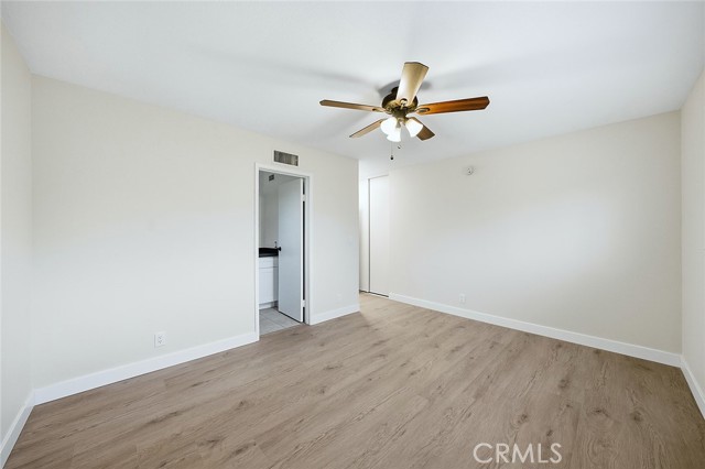 MLS #WS25247486 image #12