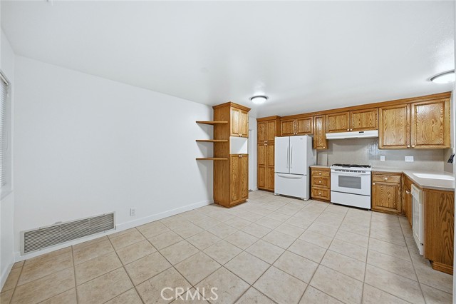 MLS #WS25247486 image #24