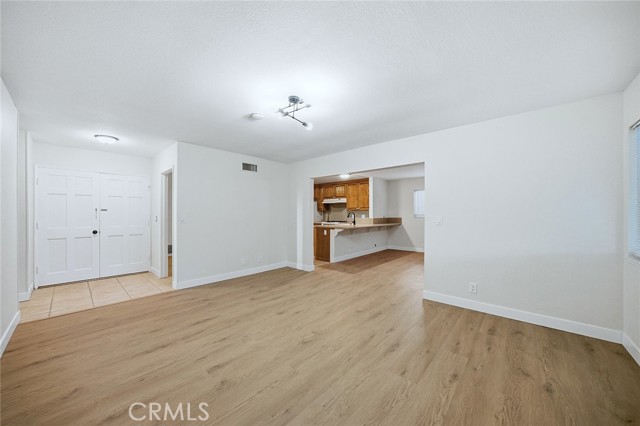 MLS #WS25247486 image #3