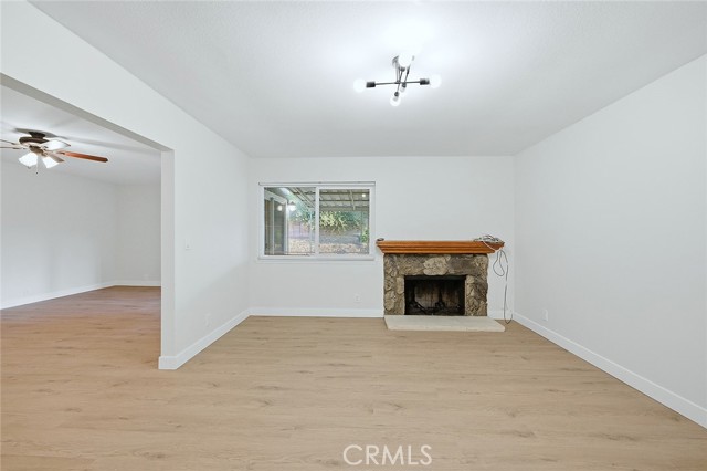 MLS #WS25247486 image #4