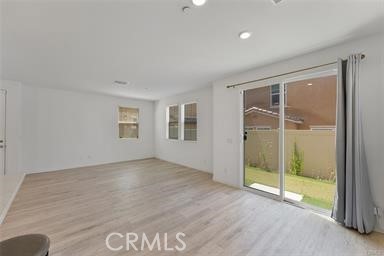 MLS #WS25247683 image #12