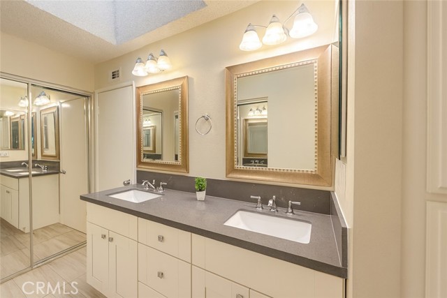 MLS #WS25248361 image #11