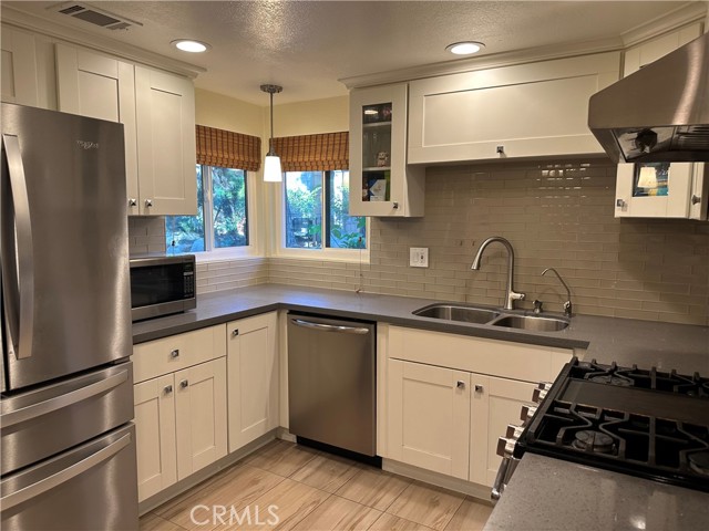 MLS #WS25248361 image #8