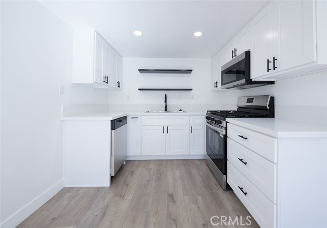 MLS #WS25248368 image #8