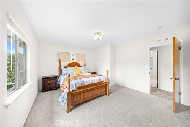 MLS #WS25248417 image #15