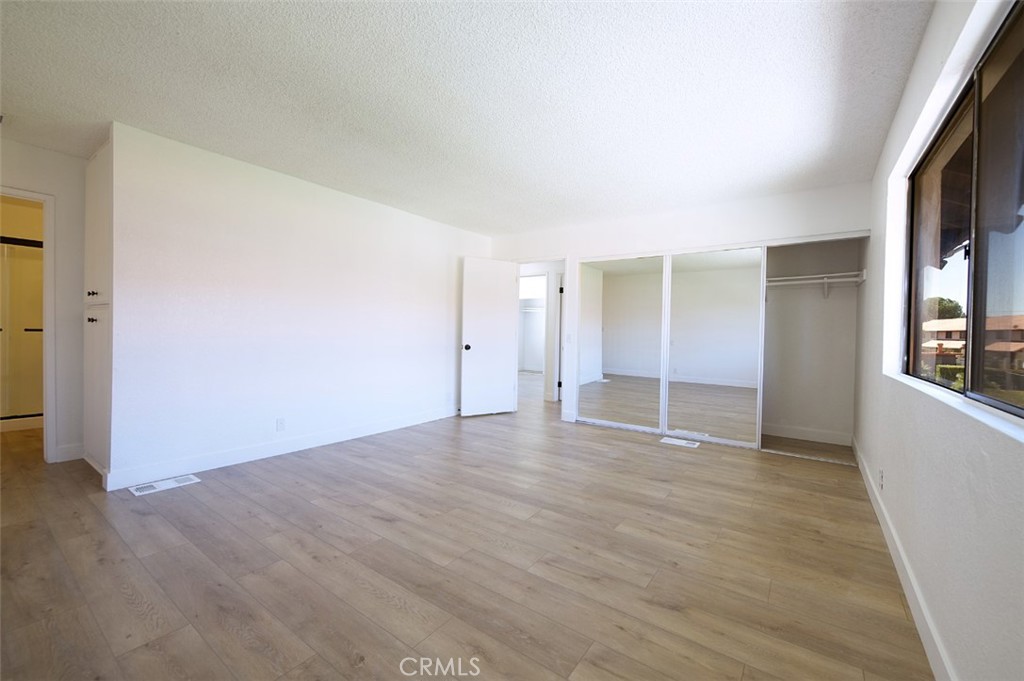 MLS #WS25248451 image #18