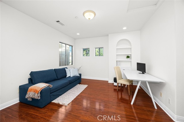 MLS #WS25248595 image #14