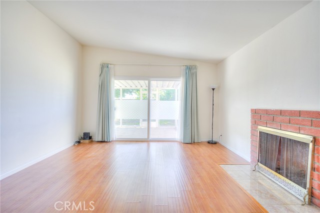 MLS #WS25248654 image #5