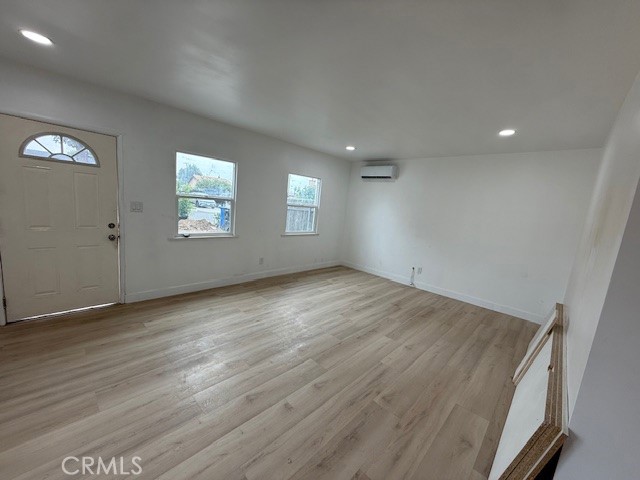 MLS #WS25249134 image #8