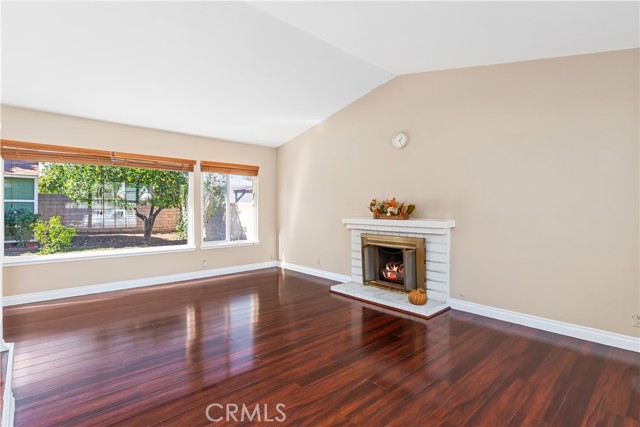 MLS #WS25249171 image #1