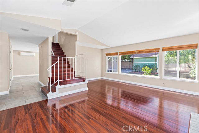 MLS #WS25249171 image #3