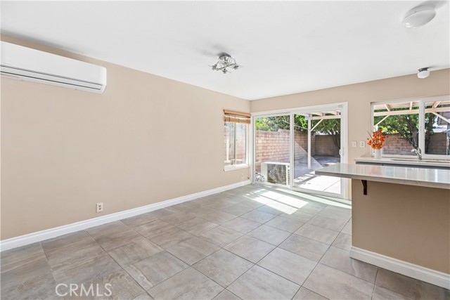 MLS #WS25249171 image #9