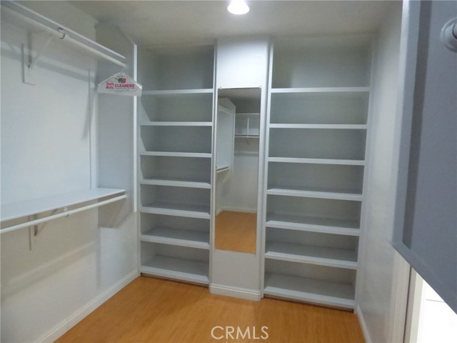 MLS #WS25249206 image #42