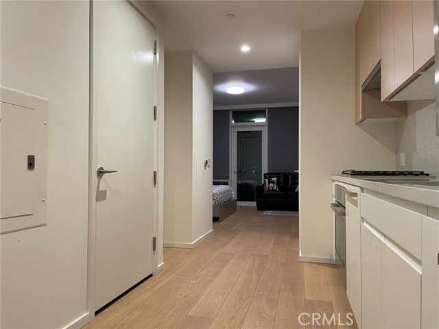 MLS #WS25249341 image #1