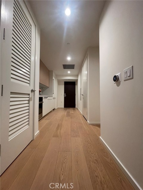 MLS #WS25249341 image #9