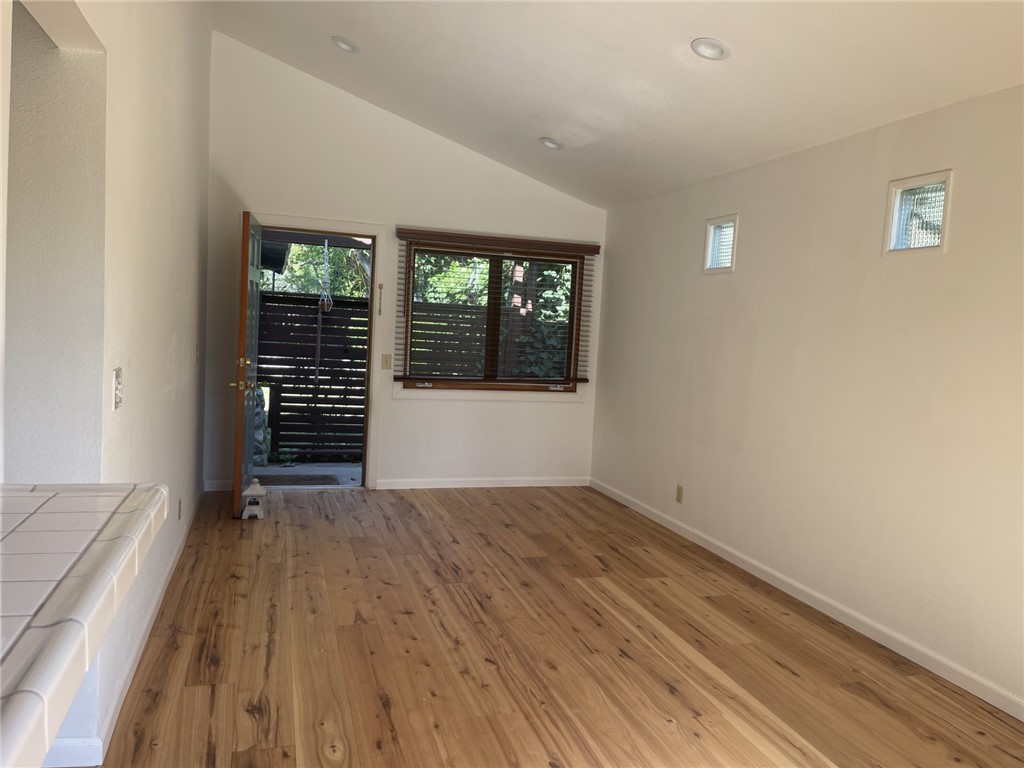 MLS #WS25249393 image #30