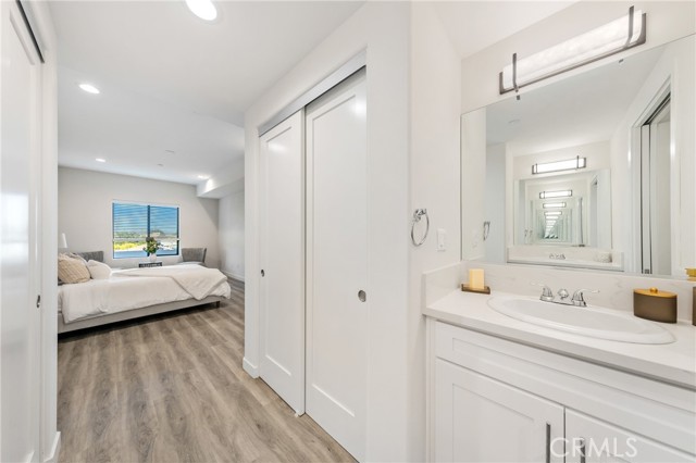 MLS #WS25250039 image #10