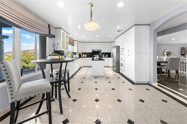 MLS #WS25250119 image #9