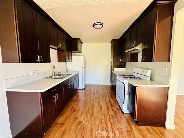 MLS #WS25250438 image #2