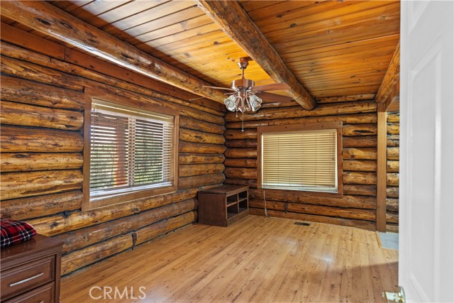 MLS #WS25251103 image #13