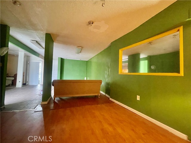 MLS #WS25251110 image #4