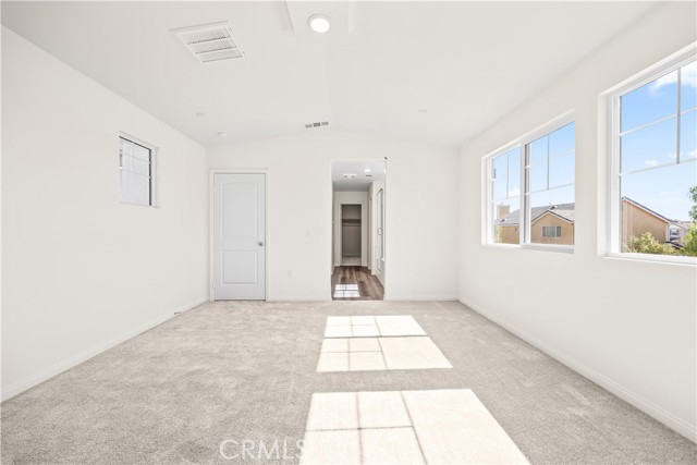 MLS #WS25251133 image #20