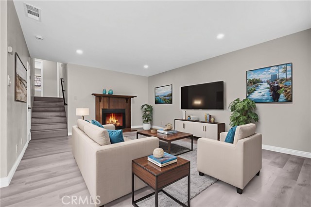 MLS #WS25251422 image #8