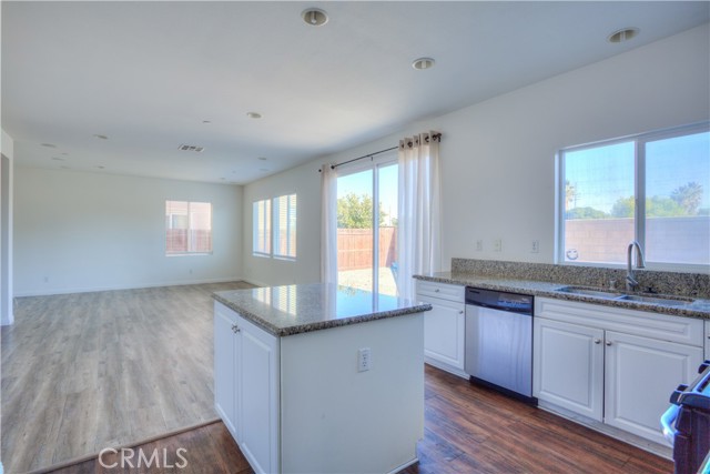 MLS #WS25251630 image #9