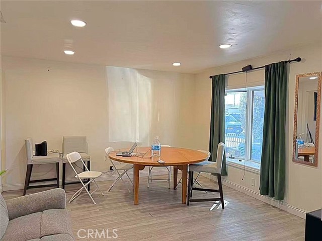 MLS #WS25251743 image #1