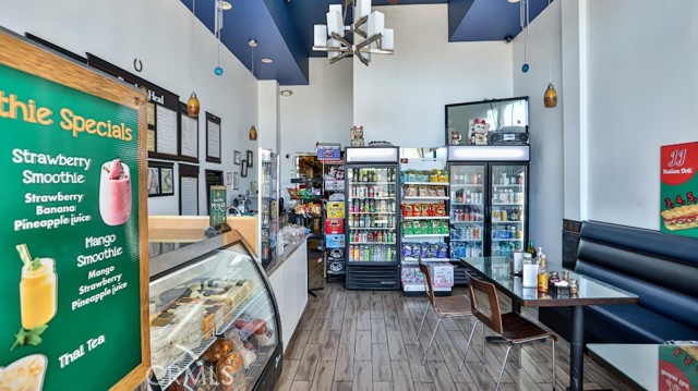 MLS #WS25251810 image #7