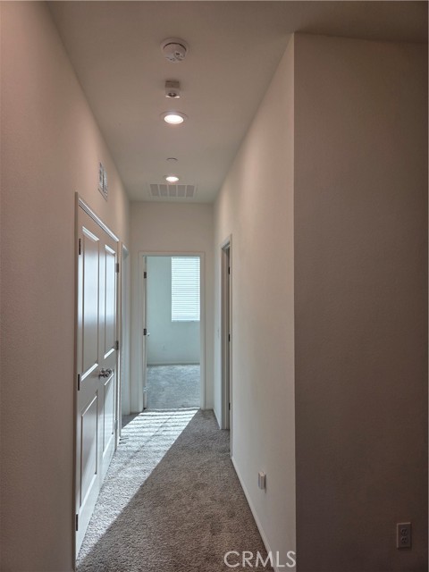 MLS #WS25251835 image #8