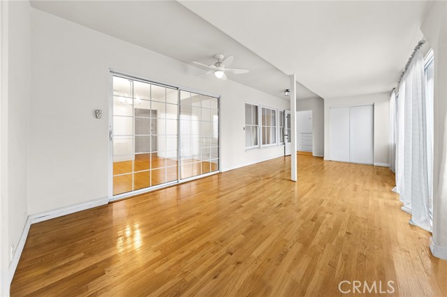 MLS #WS25252084 image #19