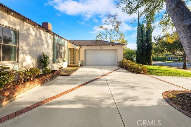 MLS #WS25252084 image #3