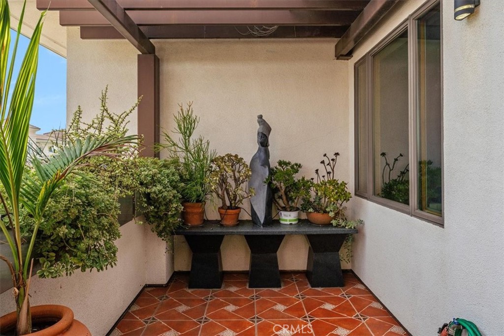 MLS #WS25252364 image #17