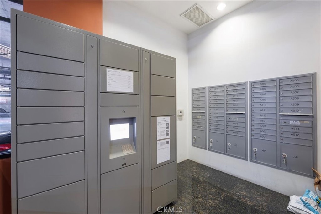 MLS #WS25252364 image #25