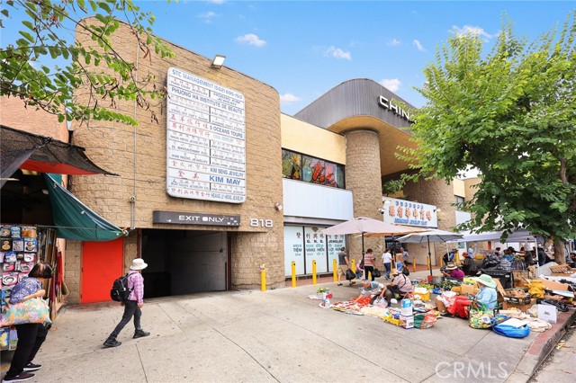 MLS #WS25252406 img 0